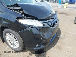 2017 Toyota Sienna XLE Auto Access Seat with VIN 5TDYZ3DC6HS899826, listed as a IAAI auction lot 42093541 with 95,931 mi miles and . Bid and sale history available at DreamBid. Image 6.
