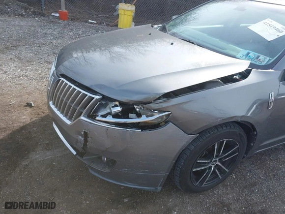 2010 Lincoln MKZ with VIN 3LNHL2GC7AR616541, listed as a IAAI auction lot 41519460 with NaN miles. Bid and sale history available at carsss.com. Image 12.