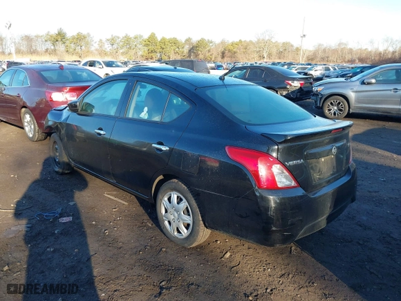 2019 Nissan Versa Sedan SV with VIN 3N1CN7AP7KL820572, listed as a IAAI auction lot 41643968 with 130,986 mi miles. Bid and sale history available at carsss.com. Image 3.