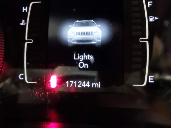 2019 Jeep Cherokee Latitude Plus with VIN 1C4PJMLB2KD294626, listed as a IAAI auction lot 41371149 with 171,244 mi miles and . Bid and sale history available at DreamBid. Image 7.