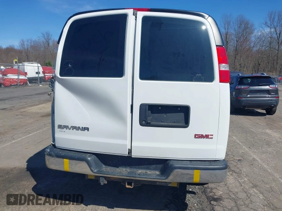 2019 GMC Savana Cargo with VIN 1GTW7AFG2K1366684, listed as a IAAI auction lot 41894616 with 88,788 mi miles. Bid and sale history available at carsss.com. Image 16.