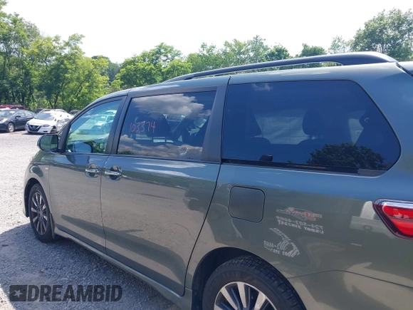 2018 Toyota Sienna XLE with VIN 5TDDZ3DC4JS189540, listed as a IAAI auction lot 42594973 with 103,374 mi miles and . Bid and sale history available at DreamBid. Image 14.
