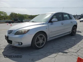 2006 Mazda 3 s z VIN JM1BK143761517599, wystawiony jako Copart lot #53442985 z przebiegiem 194 792 mil mil oraz Szkoda całkowita • Salvage title. Historia ofert i sprzedaży dostępna na DreamBid. Obrazek 1.