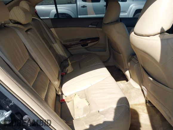 2009 Honda Accord EX-L with VIN 1HGCP36819A035288, listed as a IAAI auction lot 42217697 with 117,827 mi miles and . Bid and sale history available at DreamBid. Image 8.