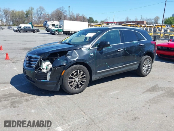 2017 Cadillac XT5 Luxury AWD z VIN 1GYKNDRS6HZ325727, wystawiony jako IAAI lot #41900538 z przebiegiem 132 375 mil mil oraz . Historia ofert i sprzedaży dostępna na DreamBid. Obrazek 17.