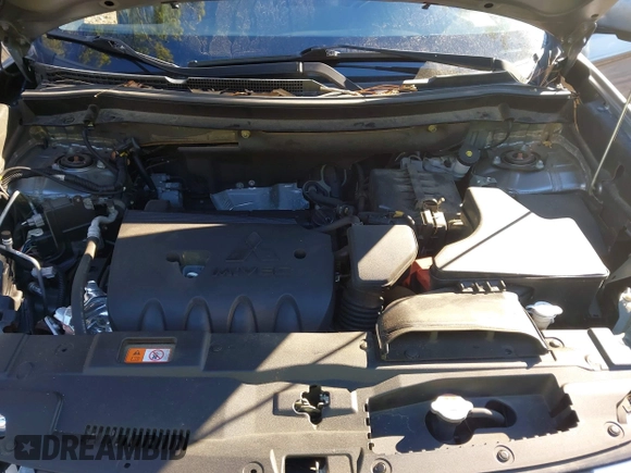 2020 Mitsubishi Outlander ES with VIN JA4AZ3A31LZ041204, listed as a IAAI auction lot 41265645 with 98,372 mi miles and . Bid and sale history available at DreamBid. Image 10.