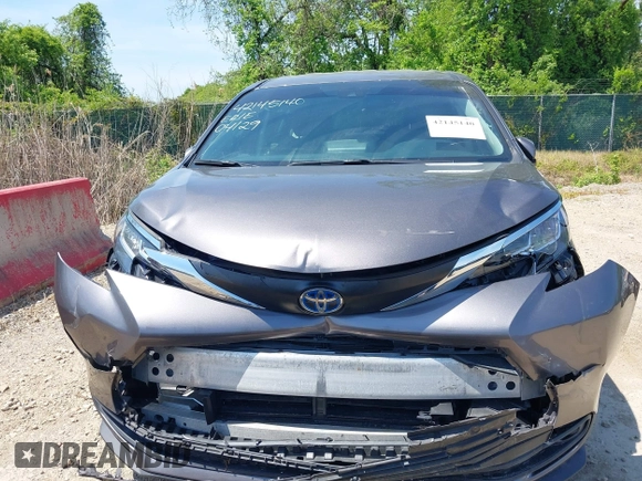 2021 Toyota Sienna LE with VIN 5TDKSKFC4MS004345, listed as a IAAI auction lot 42145140 with 103,544 mi miles and . Bid and sale history available at DreamBid. Image 12.