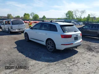 2019 Audi Q7 Prestige z VIN WA1VAAF77KD042653, wystawiony jako IAAI lot #42094332 z przebiegiem 73 489 mil mil oraz . Historia ofert i sprzedaży dostępna na DreamBid. Obrazek 3.