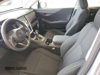 2024 Subaru Legacy Premium z VIN 4S3BWAD69R3008427, wystawiony jako IAAI lot #42621222 z przebiegiem 100 mil mil oraz . Historia ofert i sprzedaży dostępna na DreamBid. Obrazek 1.