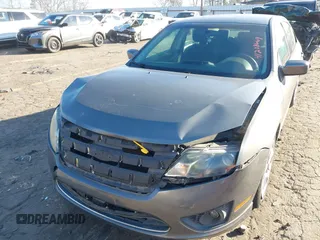 2010 Ford Fusion SE with VIN 3FAHP0HA7AR258048, listed as a IAAI auction lot 41208669 with 157,985 mi miles. Bid and sale history available at carsss.com. Image 6.