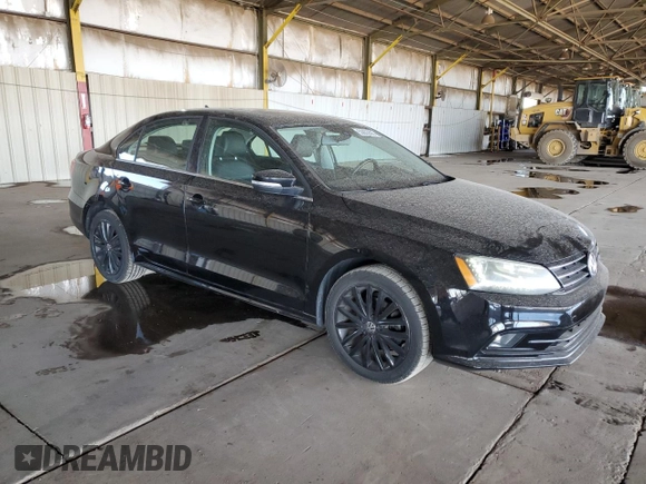 2016 Volkswagen Jetta SEL z VIN 3VWL07AJXGM347854, wystawiony jako Copart lot #53803895 z przebiegiem 107 384 mil mil oraz Szkoda całkowita • Salvage title. Historia ofert i sprzedaży dostępna na DreamBid. Obrazek 4.