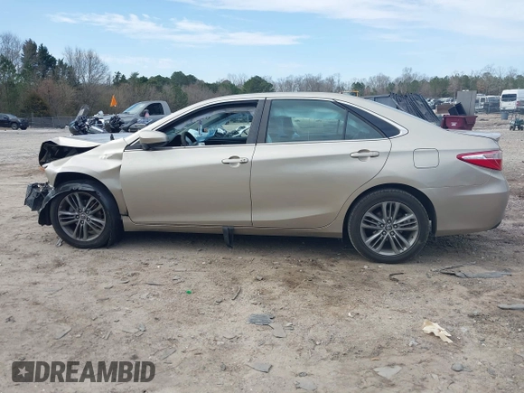 2015 Toyota Camry XLE with VIN 4T1BF1FK8FU017566, listed as a IAAI auction lot 41752942 with 196,495 mi miles and . Bid and sale history available at DreamBid. Image 14.