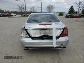 2009 Mercedes-Benz E 350 Luxury z VIN WDBUF87X59B411489, wystawiony jako Copart lot #51538905 z przebiegiem 275 282 mil mil oraz Szkoda całkowita • Salvage title. Historia ofert i sprzedaży dostępna na DreamBid. Obrazek 6.