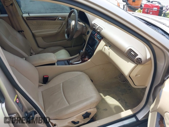 2001 Mercedes-Benz C 230/260/280/320 with VIN WDBRF61J61F108121, listed as a IAAI auction lot 41985853 with 175,305 mi miles and . Bid and sale history available at DreamBid. Image 5.