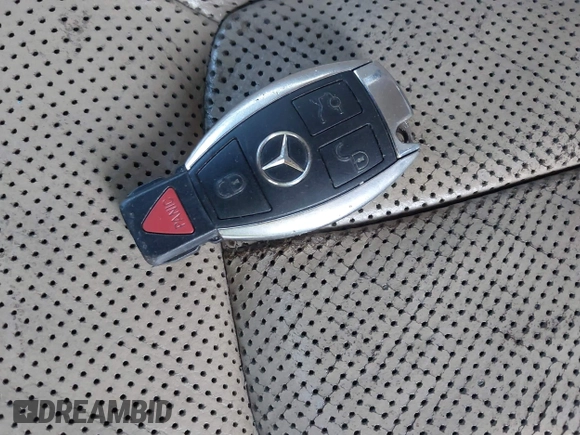 2013 Mercedes-Benz CLS 550 with VIN WDDLJ9BB6DA078723, listed as a IAAI auction lot 42410143 with 171,248 mi miles and . Bid and sale history available at DreamBid. Image 11.