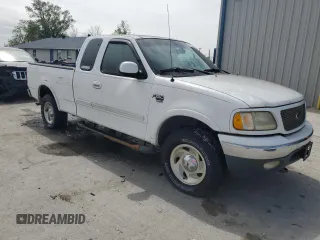 2001 Ford F-150 XL with VIN 1FTRX18L41NB60877, listed as a Copart auction lot 68133094 with 0 mi miles and Non Repairable. Bid and sale history available at carsss.com. Image 4.