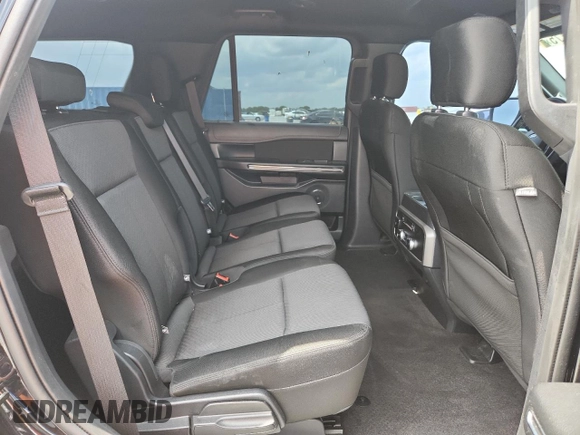 2020 Ford Expedition XLT z VIN 1FMJU1HT6LEA84454, wystawiony jako Copart lot #56387475 z przebiegiem 34 991 mil mil oraz Szkoda całkowita • Salvage title. Historia ofert i sprzedaży dostępna na DreamBid. Obrazek 11.