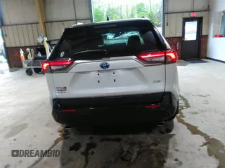 2024 Toyota RAV4 XSE with VIN JTMFB3FV4RD168626, listed as a IAAI auction lot 41966437 with 10,202 mi miles and . Bid and sale history available at DreamBid. Image 16.