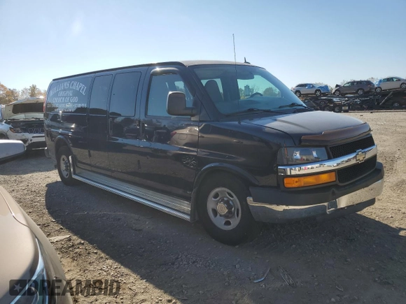 2014 Chevrolet Express Passenger LT z VIN 1GAZG1FG9E1197581, wystawiony jako Copart lot #76876634 z przebiegiem 41 840 mil mil oraz Szkoda całkowita • Salvage title. Historia ofert i sprzedaży dostępna na DreamBid. Obrazek 4.