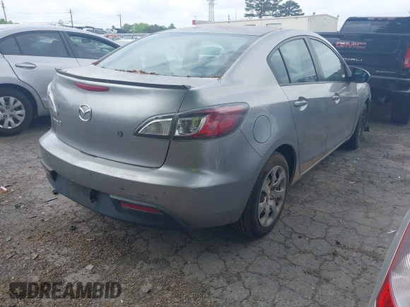2011 Mazda Mazda3 i Sport with VIN JM1BL1UF2B1481192, listed as a IAAI auction lot 42102068 with 231,588 mi miles. Bid and sale history available at carsss.com. Image 4.