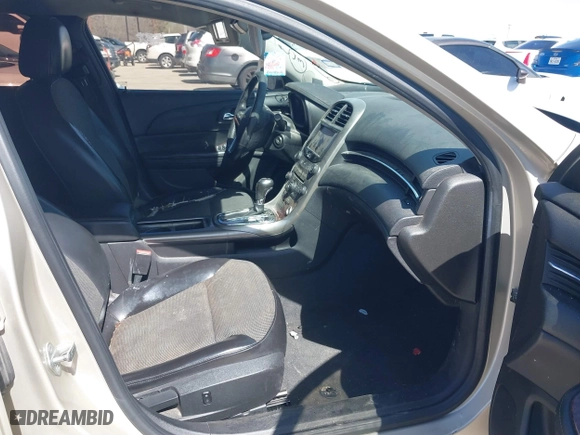 2013 Chevrolet Malibu LT with VIN 1G11E5SA4DF266366, listed as a IAAI auction lot 41806494 with 276,759 mi miles. Bid and sale history available at carsss.com. Image 5.