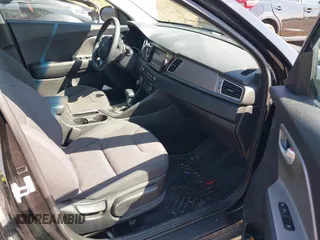 2017 Kia Niro LX with VIN KNDCB3LC9H5055737, listed as a IAAI auction lot 41983379 with 105,007 mi miles. Bid and sale history available at carsss.com. Image 5.