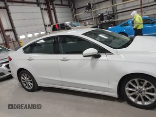 2017 Ford Fusion SE with VIN 3FA6P0H7XHR355914, listed as a IAAI auction lot 41983458 with 118,403 mi miles. Bid and sale history available at carsss.com. Image 13.