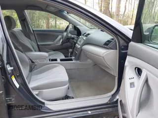 2011 Toyota Camry LE with VIN 4T4BF3EK4BR153724, listed as a IAAI auction lot 42031472 with 122,907 mi miles and . Bid and sale history available at carsss.com. Image 5.
