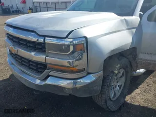 2017 Chevrolet Silverado 1500 LT with VIN 1GCVKREC2HZ202207, listed as a IAAI auction lot 41755285 with 157,018 mi miles. Bid and sale history available at carsss.com. Image 6.