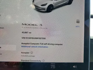 2021 Tesla Model 3 Standard Range Plus z VIN 5YJ3E1EA3MF027335, wystawiony jako Copart lot #58379945 z przebiegiem 43 887 mil mil oraz Szkoda całkowita • Salvage title. Historia ofert i sprzedaży dostępna na DreamBid. Obrazek 9.