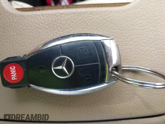 2009 Mercedes-Benz E-Class Luxury 3.5L with VIN WDBUF56X39B363765, listed as a IAAI auction lot 41346678 with 91,076 mi miles. Bid and sale history available at carsss.com. Image 11.