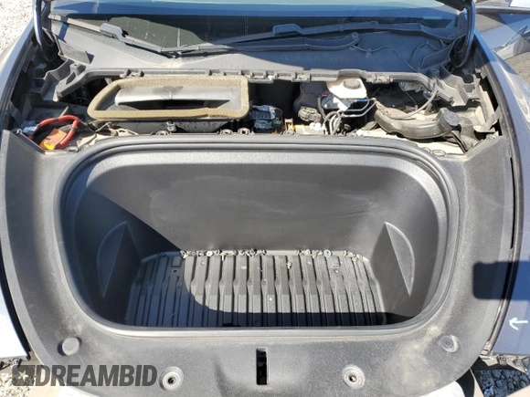 2020 Tesla Model Y Long Range with VIN 5YJYGDEEXLF017789, listed as a Copart auction lot 52705185 with 49,470 mi miles and Salvage Title. Bid and sale history available at DreamBid. Image 11.