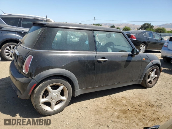 2006 MINI Hardtop with VIN WMWRC33596TK70842, listed as a Copart auction lot 59630865 with 150,866 mi miles and Clean title. Bid and sale history available at DreamBid. Image 3.