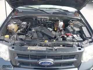 2008 Ford Escape Limited with VIN 1FMCU941X8KB76123, listed as a IAAI auction lot 41990383 with 201,515 mi miles. Bid and sale history available at carsss.com. Image 10.