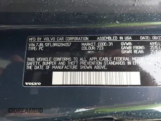 2024 Volvo S60 Plus Dark Theme с VIN 7JRL12FL9RG294057, выставлен на аукционе IAAI как лот 42231808 с пробегом 10 415 миль миль и . История ставок и продаж доступна на DreamBid. Изображение 9.