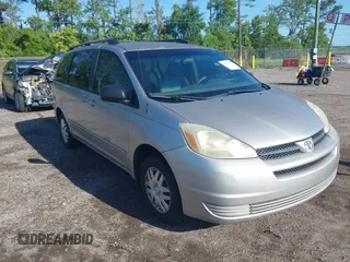 2005 Toyota Sienna CE z VIN 5TDZA23C55S366336, wystawiony jako IAAI lot #42521791 z przebiegiem 274 261 mil mil oraz . Historia ofert i sprzedaży dostępna na DreamBid. Obrazek 1.