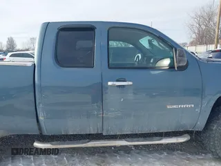 2011 GMC Sierra 1500 with VIN 1GTR2VE31BZ302820, listed as a IAAI auction lot 41320623 with 207,772 mi miles and . Bid and sale history available at DreamBid. Image 13.