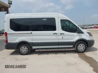 2018 Ford Transit Passenger XL с VIN 1FMZK1CM2JKA97533, выставлен на аукционе IAAI как лот 41908958 с пробегом 204 540 миль миль и . История ставок и продаж доступна на DreamBid. Изображение 13.
