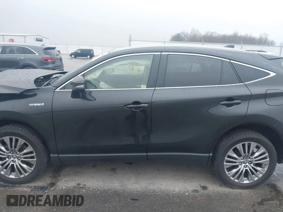 2021 Toyota Venza LE with VIN JTEAAAAH3MJ063486, listed as a IAAI auction lot 41800679 with 75,475 mi miles and . Bid and sale history available at carsss.com. Image 14.