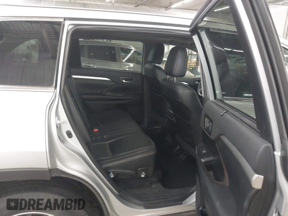 2019 Toyota Highlander SE with VIN 5TDJZRFH4KS612004, listed as a IAAI auction lot 42294935 with 47,603 mi miles and . Bid and sale history available at DreamBid. Image 8.