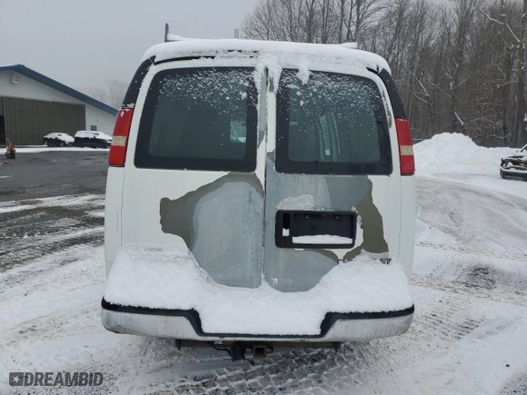 2004 Chevrolet Express Cargo Van with VIN 1GCHG35U341136344, listed as a Copart auction lot 42005825 with 60,337 mi miles and Clean Title. Bid and sale history available at carsss.com. Image 6.
