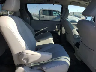 2019 Toyota Sienna XLE Auto Access Seat with VIN 5TDYZ3DC1KS969126, listed as a Copart auction lot 53497695 with 147,989 mi miles and Clean Title. Bid and sale history available at carsss.com. Image 11.