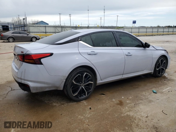 2024 Nissan Altima SR z VIN 1N4BL4CV8RN433893, wystawiony jako Copart lot #52449445 z przebiegiem 15 642 mil mil oraz Nie do naprawy • Non repairable. Historia ofert i sprzedaży dostępna na DreamBid. Obrazek 3.