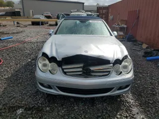 2006 Mercedes-Benz CLK 350 with VIN WDBTK56G66T060332, listed as a Copart auction lot 50425345 with 158,647 mi miles and Salvage title. Bid and sale history available at DreamBid. Image 5.