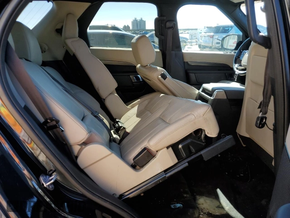 2018 Land Rover Discovery SE with VIN SALRG2RV1JA052402, listed as a Copart auction lot 43274514 with 91,386 mi miles. Bid and sale history available at carsss.com. Image 11.
