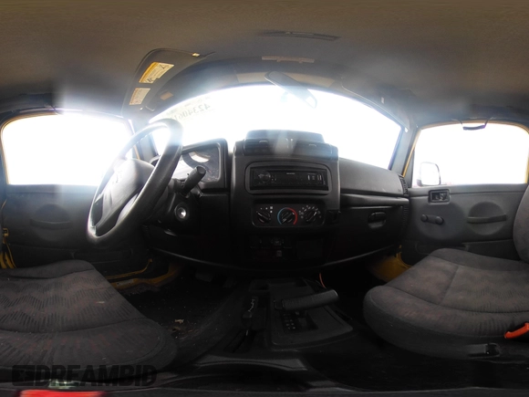 2005 Jeep Wrangler SE z VIN 1J4FA29S95P373313, wystawiony jako IAAI lot #42340611 z przebiegiem 162 801 mil mil oraz . Historia ofert i sprzedaży dostępna na DreamBid. Obrazek 18.