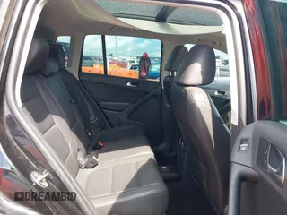 2015 Volkswagen Tiguan SE с VIN WVGAV7AX7FW510549, выставлен на аукционе IAAI как лот 42652715 с пробегом 152 488 миль миль и . История ставок и продаж доступна на DreamBid. Изображение 8.