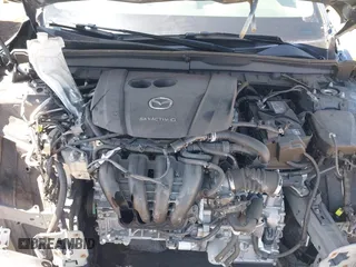 2024 Mazda CX-50 S Preferred z VIN 7MMVABBM7RN165817, wystawiony jako IAAI lot #42313129 z przebiegiem Nie podano mil oraz . Historia ofert i sprzedaży dostępna na DreamBid. Obrazek 10.