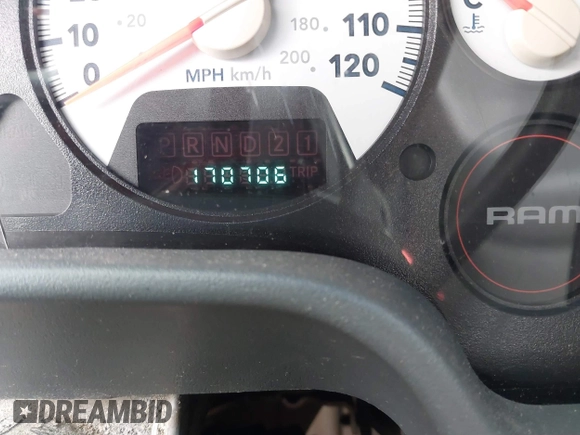 2007 Dodge 1500 ST with VIN 1D7HU18P27J600043, listed as a IAAI auction lot 41625802 with 170,706 mi miles and . Bid and sale history available at DreamBid. Image 7.