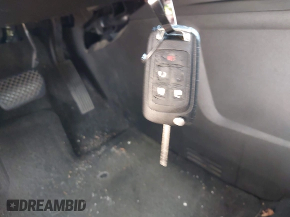 2015 Chevrolet Equinox LT with VIN 2GNFLFEKXF6162496, listed as a IAAI auction lot 42088580 with 178,506 mi miles. Bid and sale history available at carsss.com. Image 11.